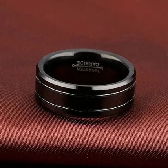 NWT Men's Black Tungsten Carbide band- size 10 - Picture 2 of 6